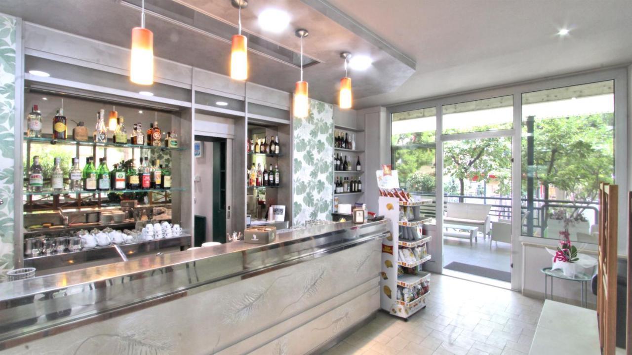 Hotel Pineta San Benedetto del Tronto Kültér fotó