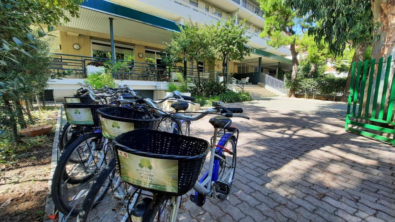 Hotel Pineta San Benedetto del Tronto Kültér fotó