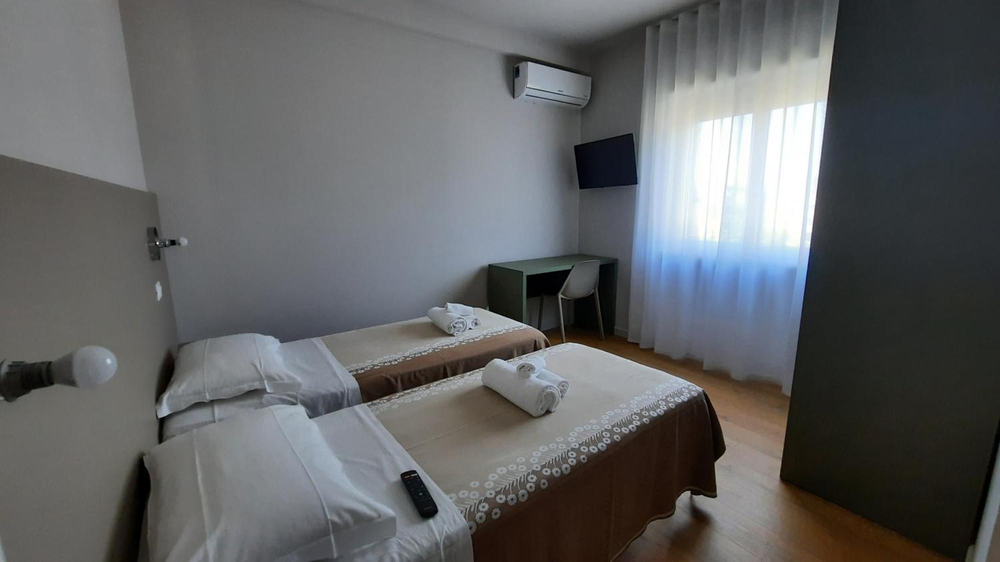 Hotel Pineta San Benedetto del Tronto Kültér fotó